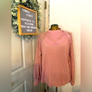 Free People Pink Waffle Knit Top with Lace Detail and Button Shoulder Size Large